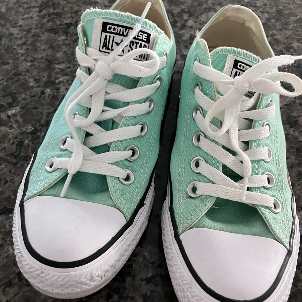 Converse size 7 sea foam green